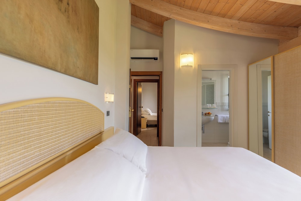 Deluxe Quadruple Room - Photo 1