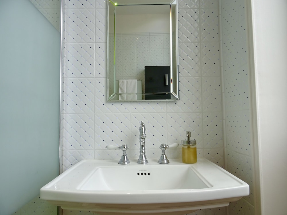 Family Apartment, 3 Bedrooms, Pool Access, Park View photo 3