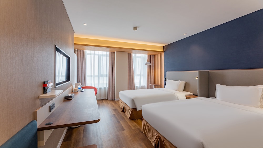 Standard Room, 2 Twin Beds - Photo 1