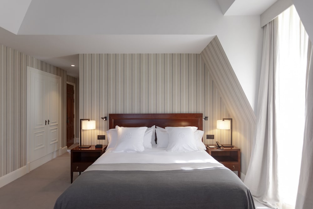 Deluxe Double Room - Photo 4