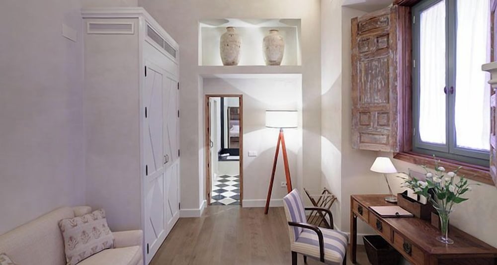 Junior Suite - Photo 13