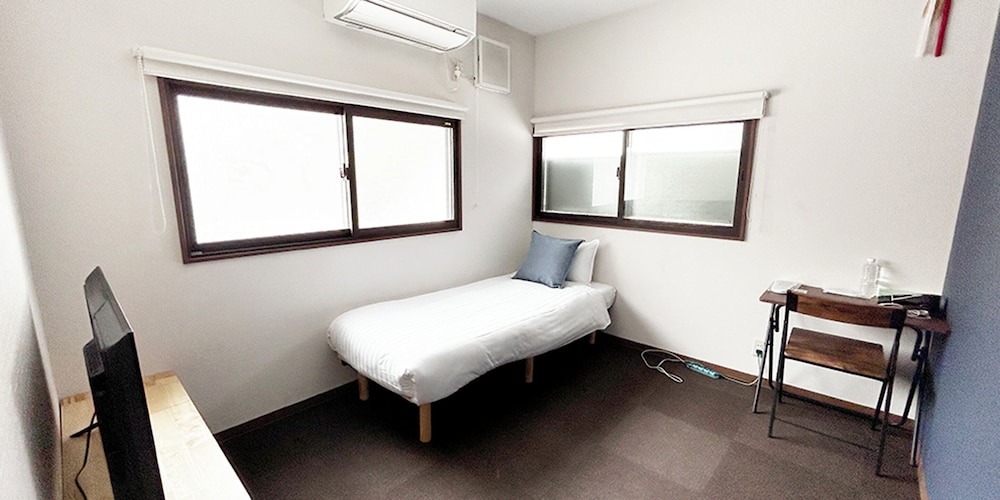 Basic Single Room, Non Smoking (206) photo 1