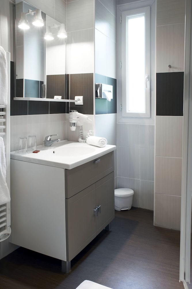 Superior Double Or Twin Room photo 3