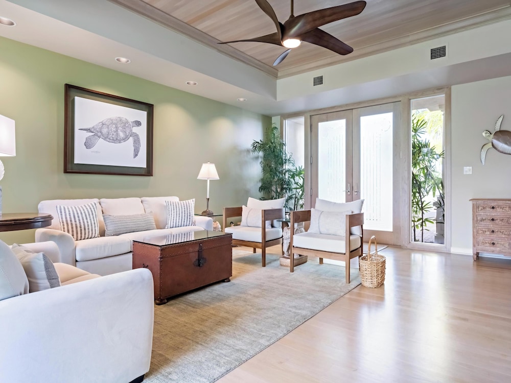 Condo, 2 Bedrooms, Garden View (D2) photo 2