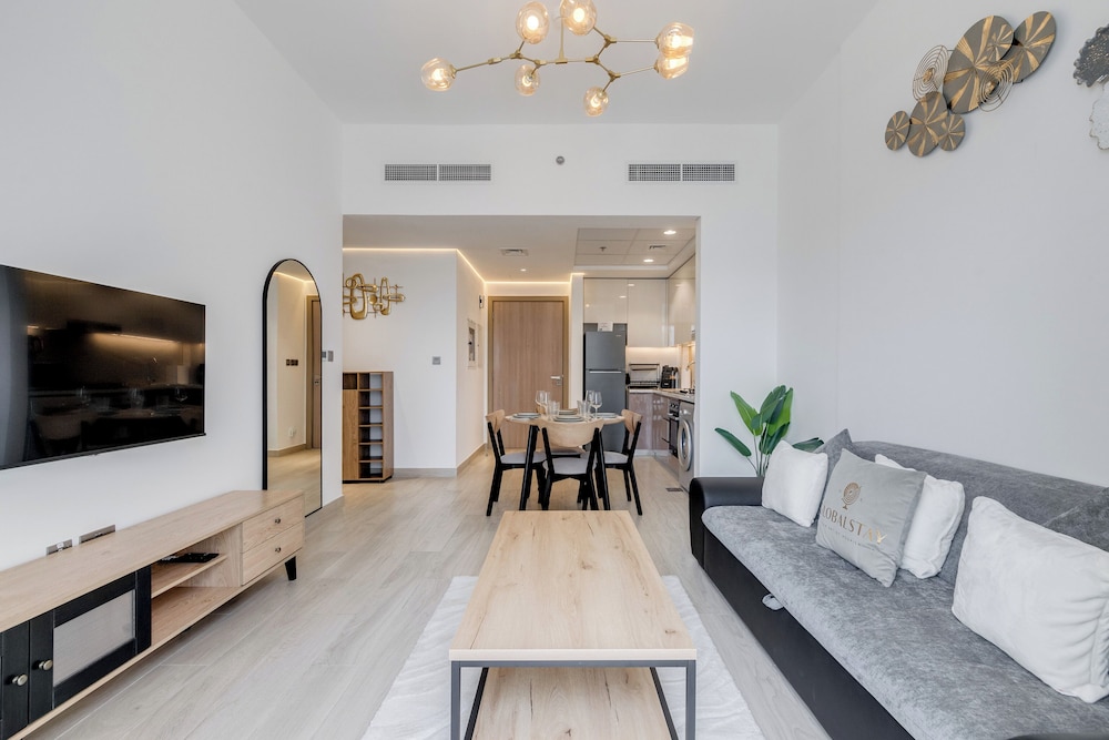Deluxe Apartment, 2 Bedrooms, Kitchen, City View photo 3
