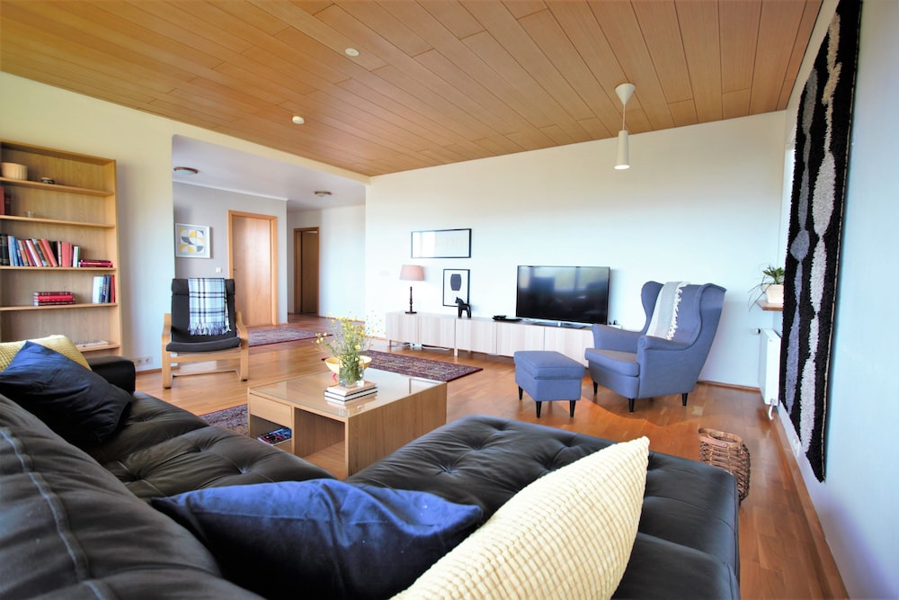 House (87230) photo 2