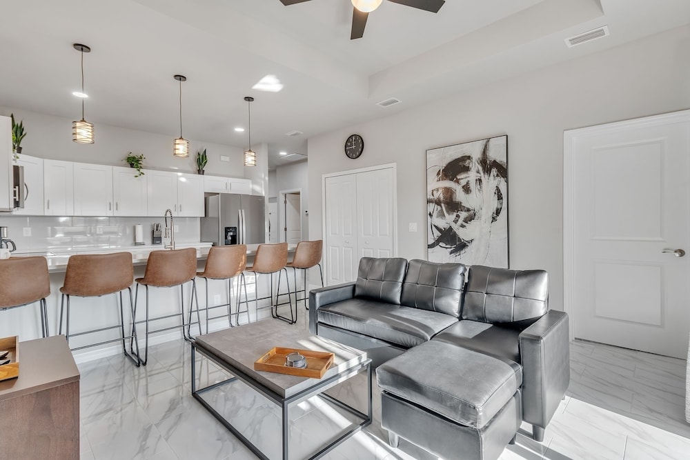 Duplex, 3 Bedrooms