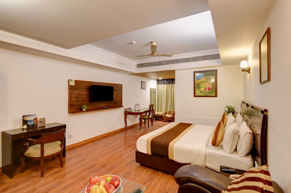 Grand Room photo 3