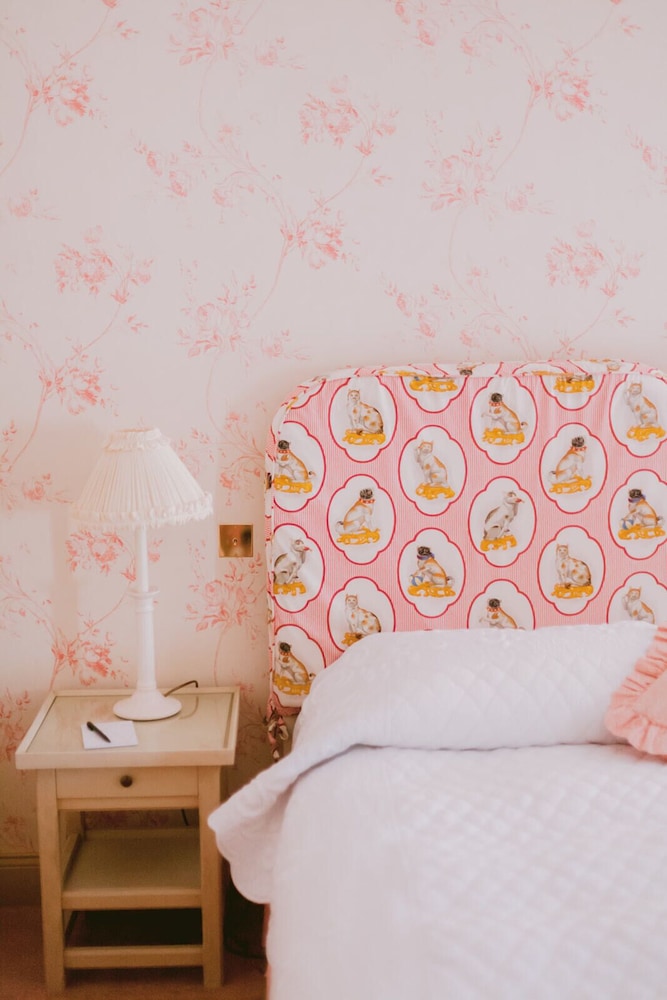 Comfort Room photo 2