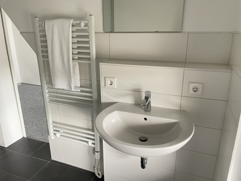 Business Single Room, Private Bathroom photo 2
