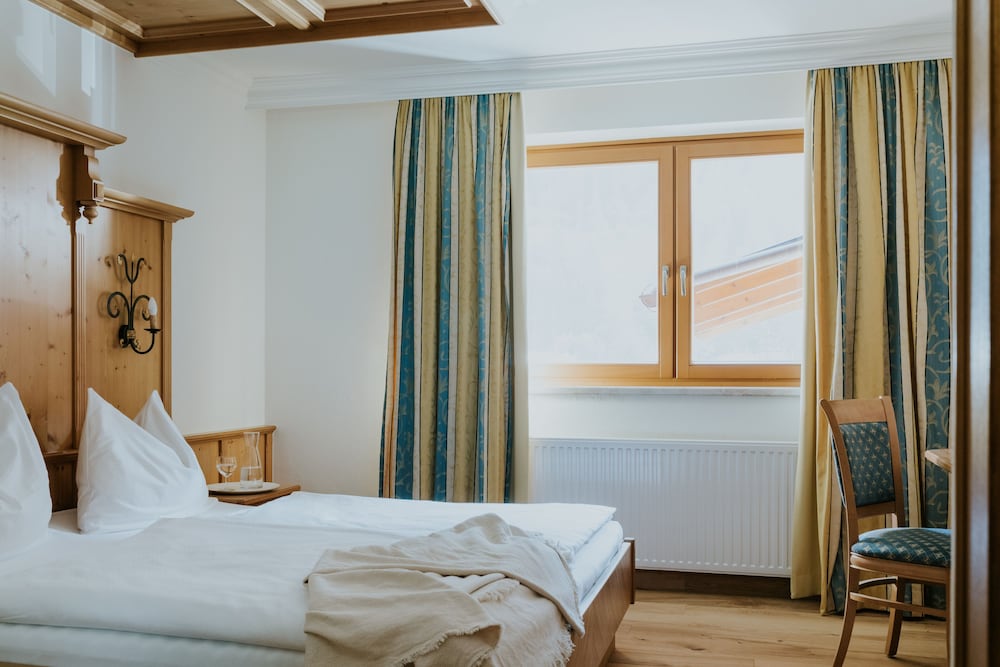 Standard Double Room, Mountain View