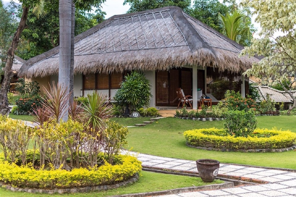 Deluxe Bungalow photo 3