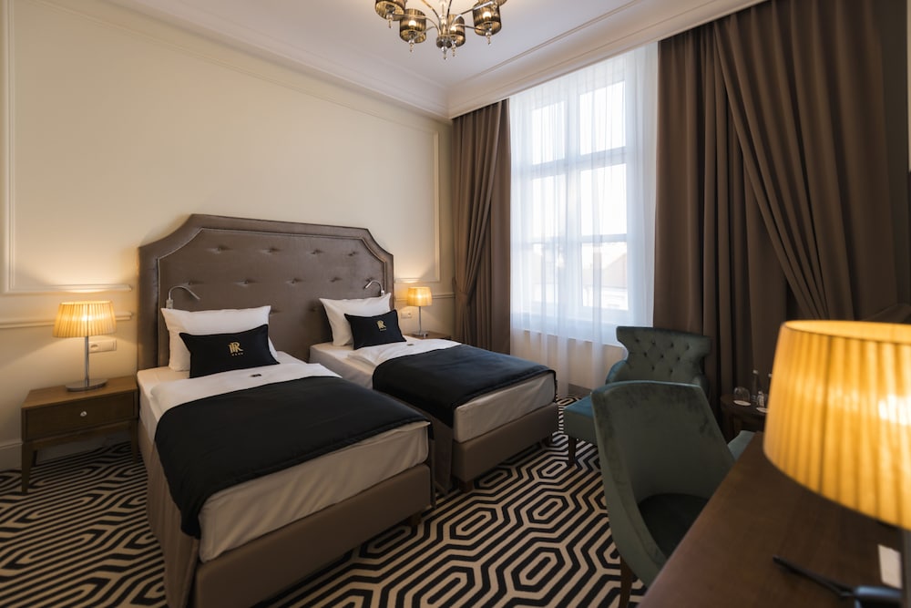Premier Double or Twin Room photo 3