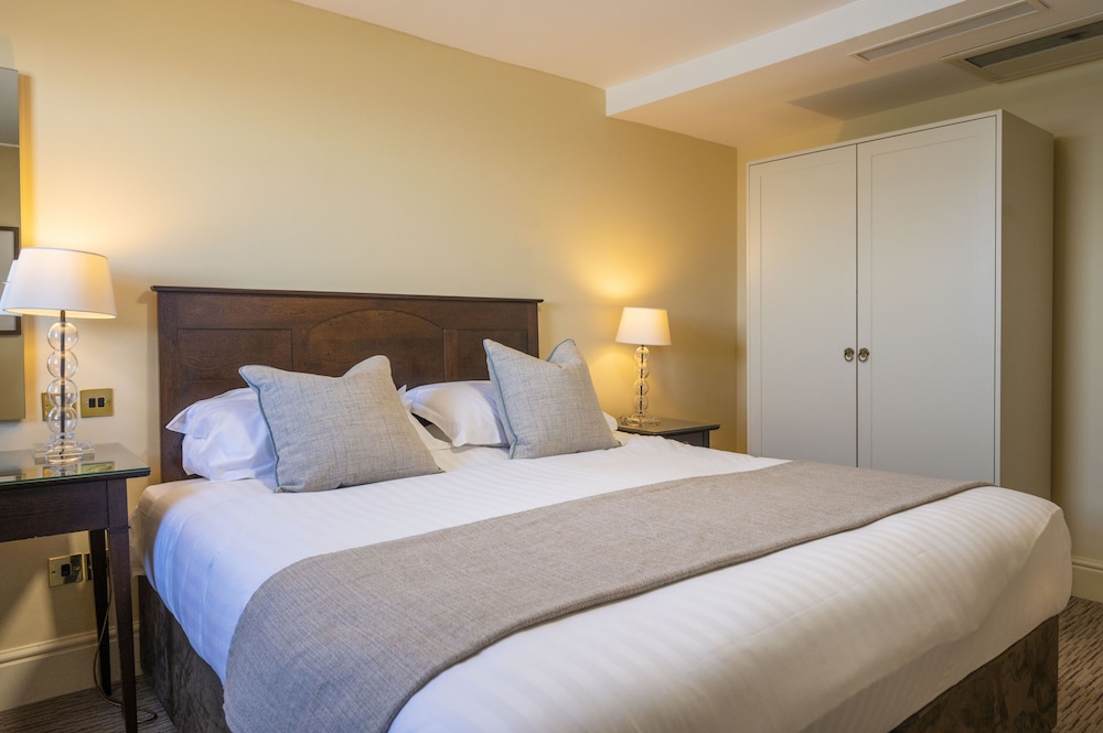 Standard Double Room, Partial Sea View photo 2