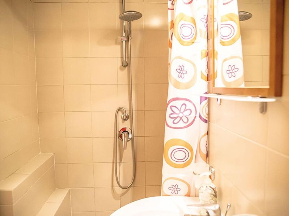 Standard Triple Room (Baita) photo 3