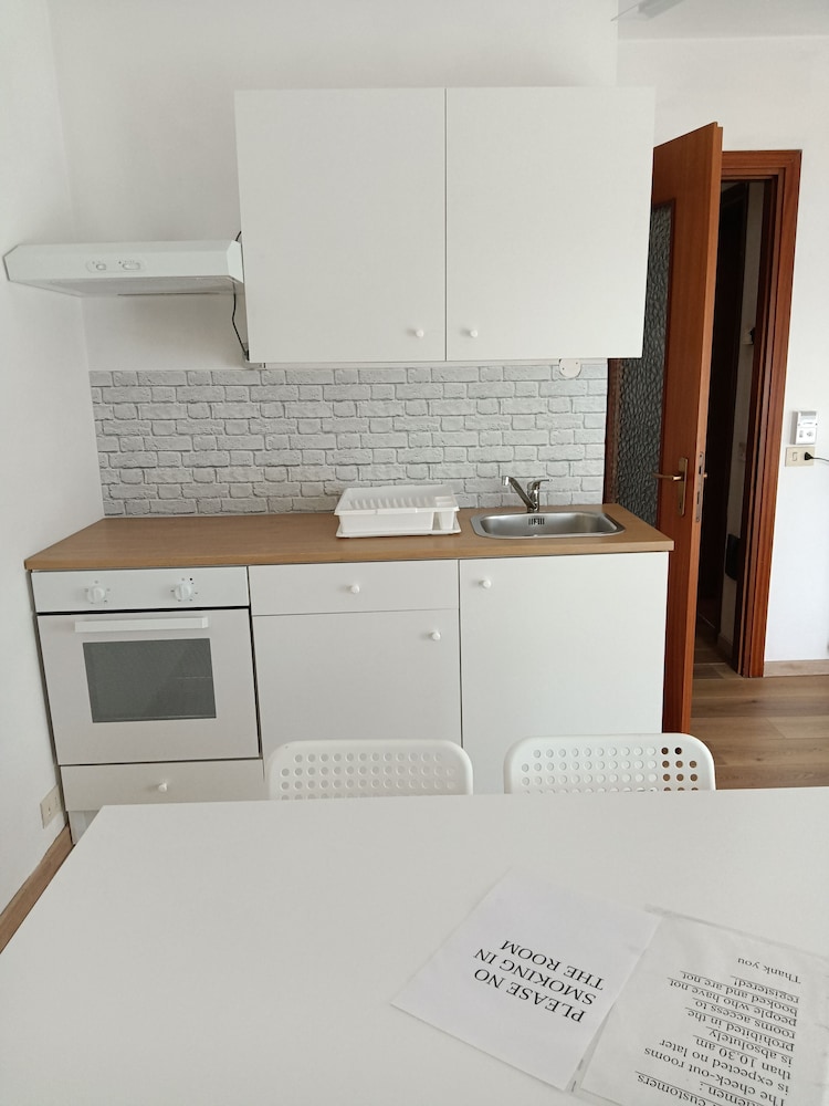 Economy Apartment photo 3