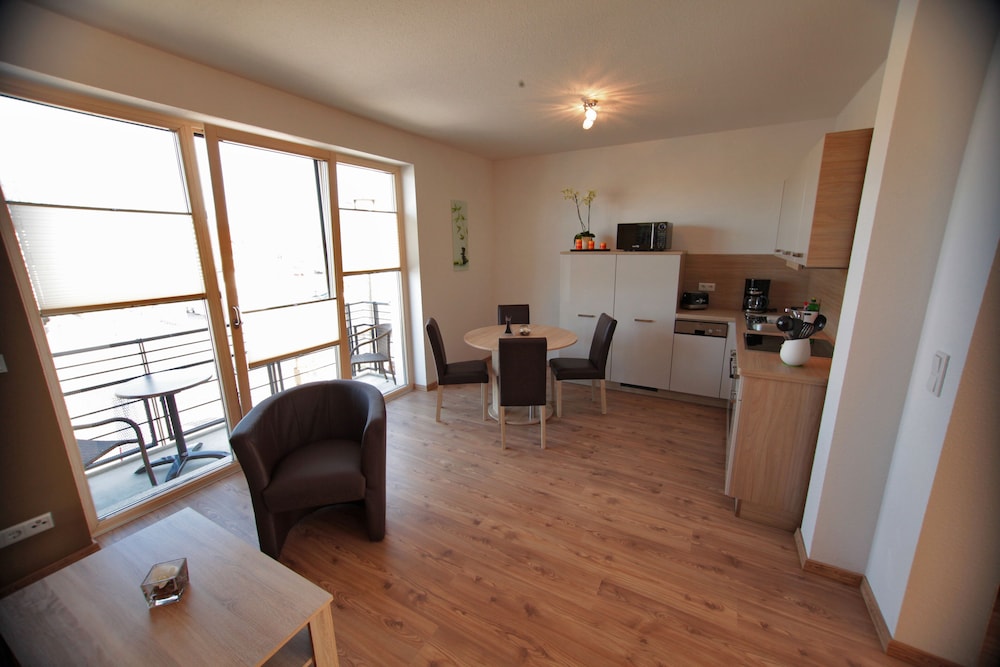 Apartment 4 / 1 Bedroom (+45 EUR/Stay Cleaning Fee)