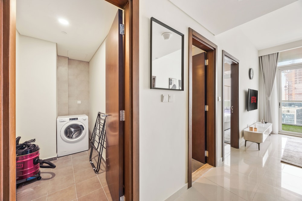 2 Bedroom Apartment - Full Burj Khalifa View photo 3