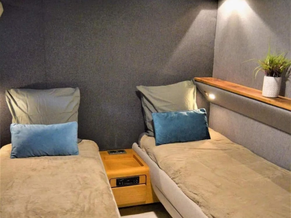 Classic Mobile Home, 4 Bedrooms