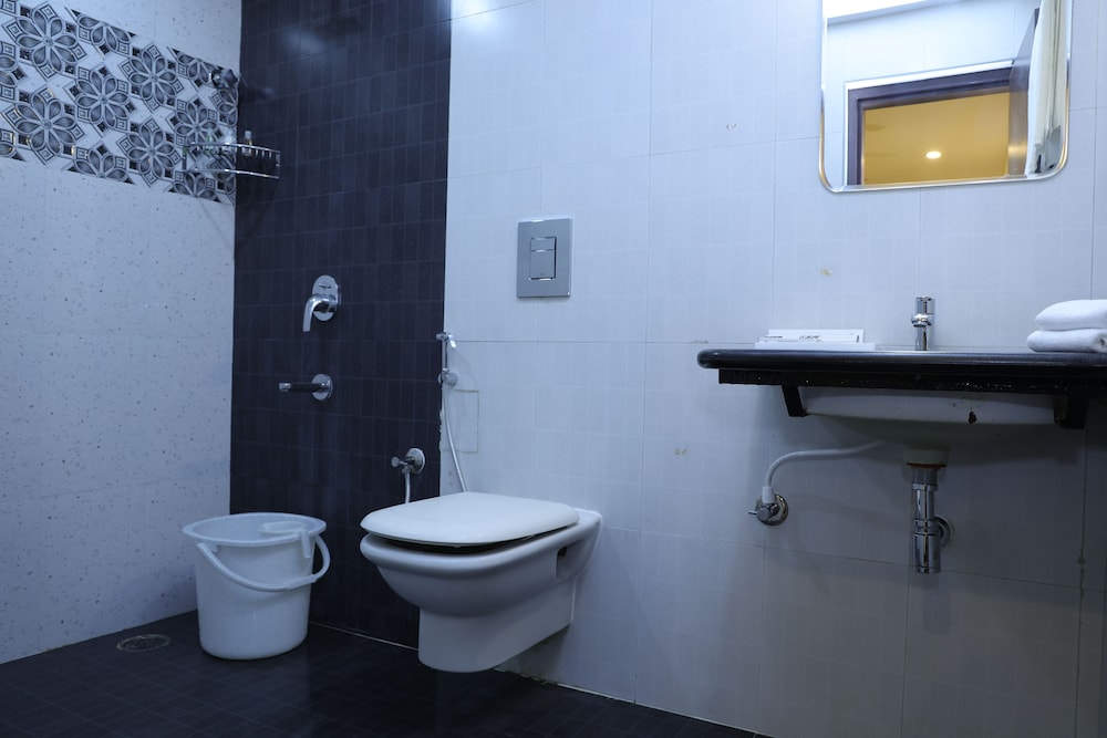 Deluxe Triple Room - Photo 2