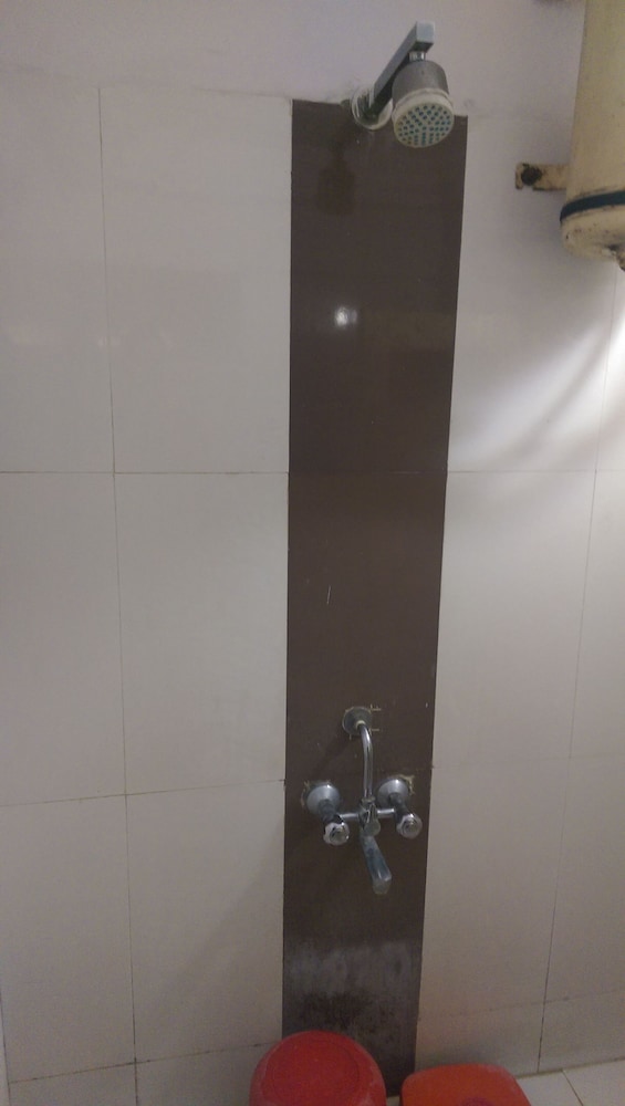 Basic Double Room, 1 Bedroom photo 2