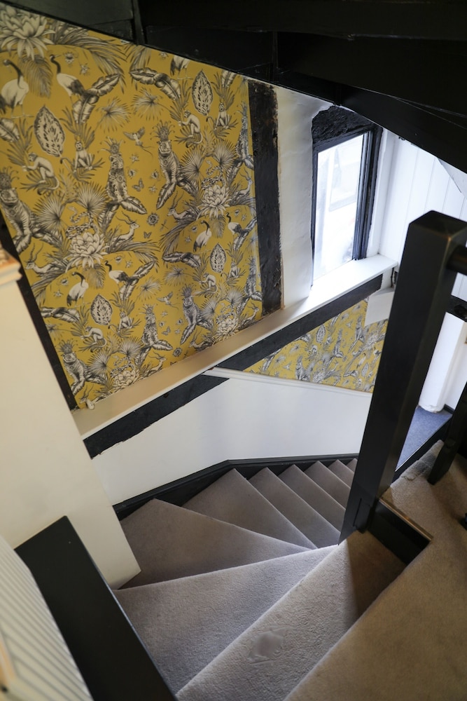 Exclusive Double Room, Ensuite ( Room 1, No 7even ) photo 2