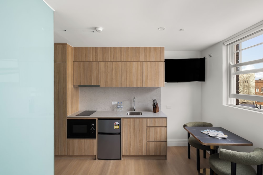 Basic Apartment photo 3