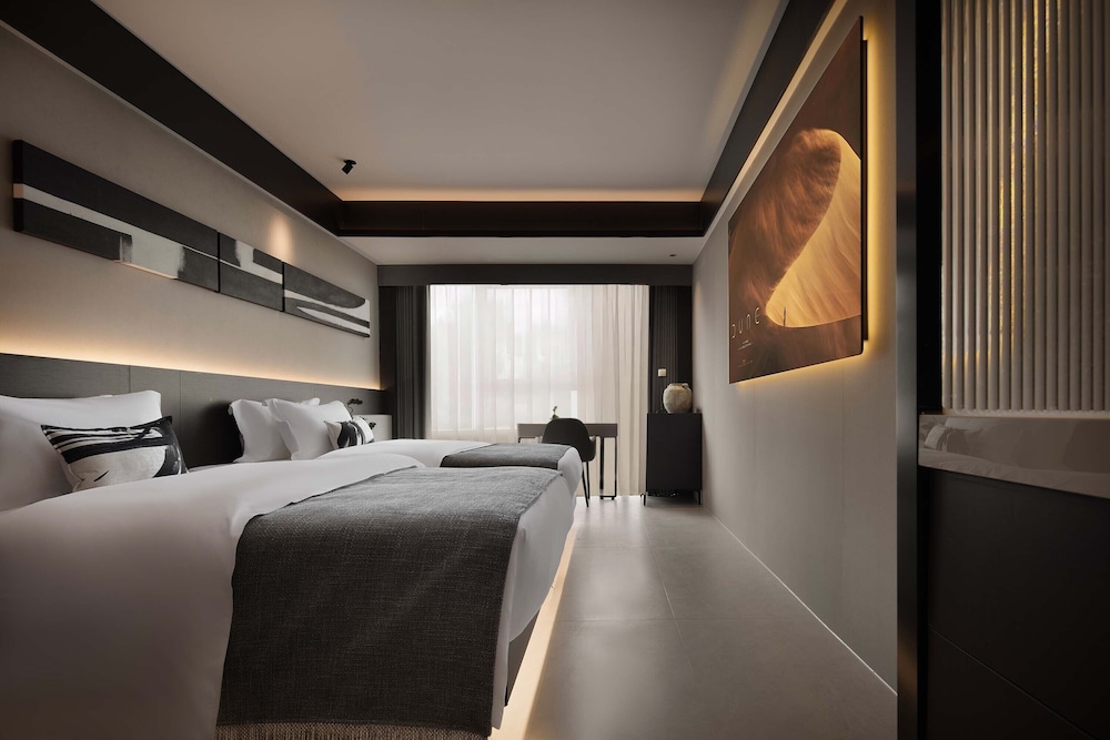 City Twin Room, City View
