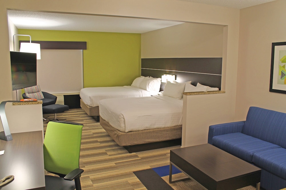 Suite, 2 Queen Beds, Accessible (Mobility)
