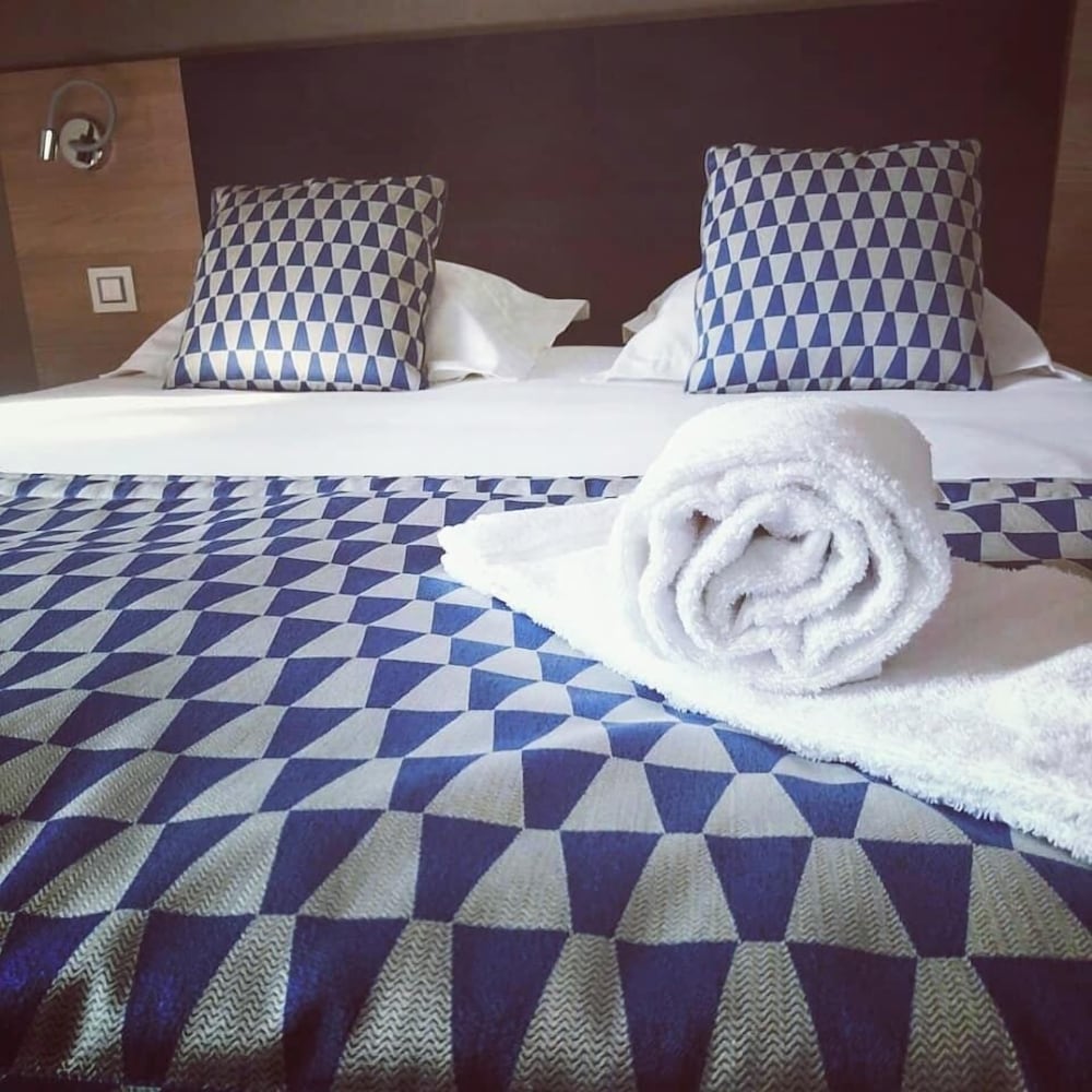 Double Room, Courtyard View - Photo 1