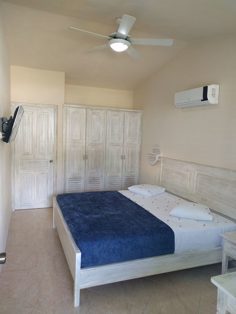 Standard Room, 1 Bedroom, Garden View photo 3