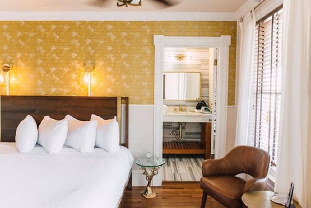 Deluxe Room, 1 King Bed, Non Smoking