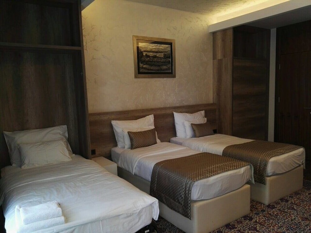 Double or Twin Room photo 1