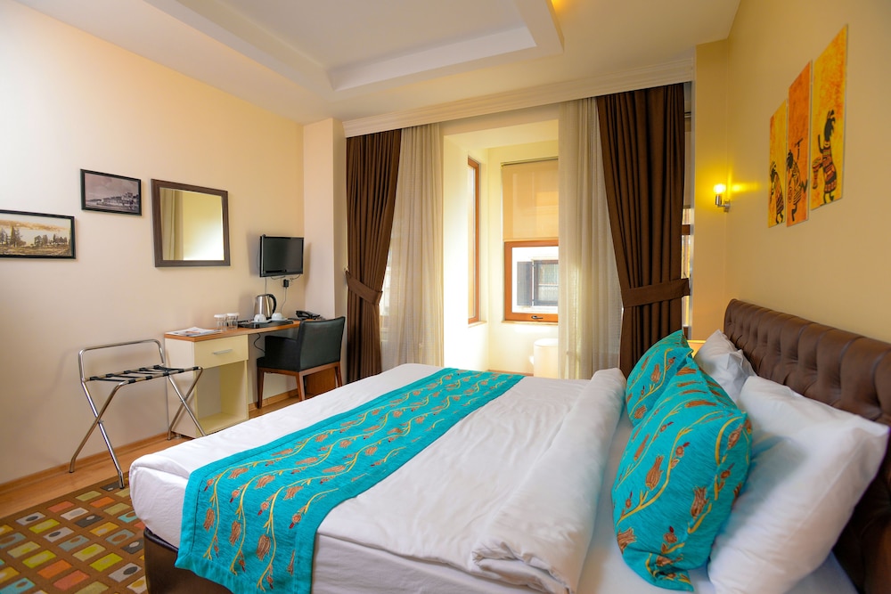 Classic Double or Twin Room photo 1