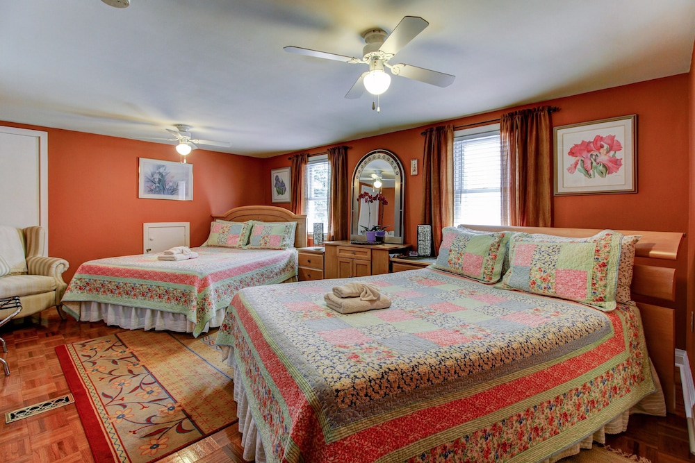 Second Floor 1 Bedroom Suite