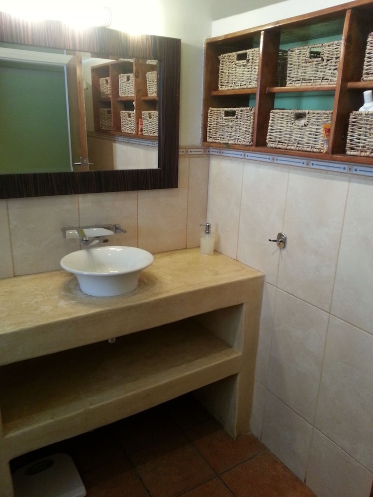 Double Or Twin Room, Shared Bathroom photo 3