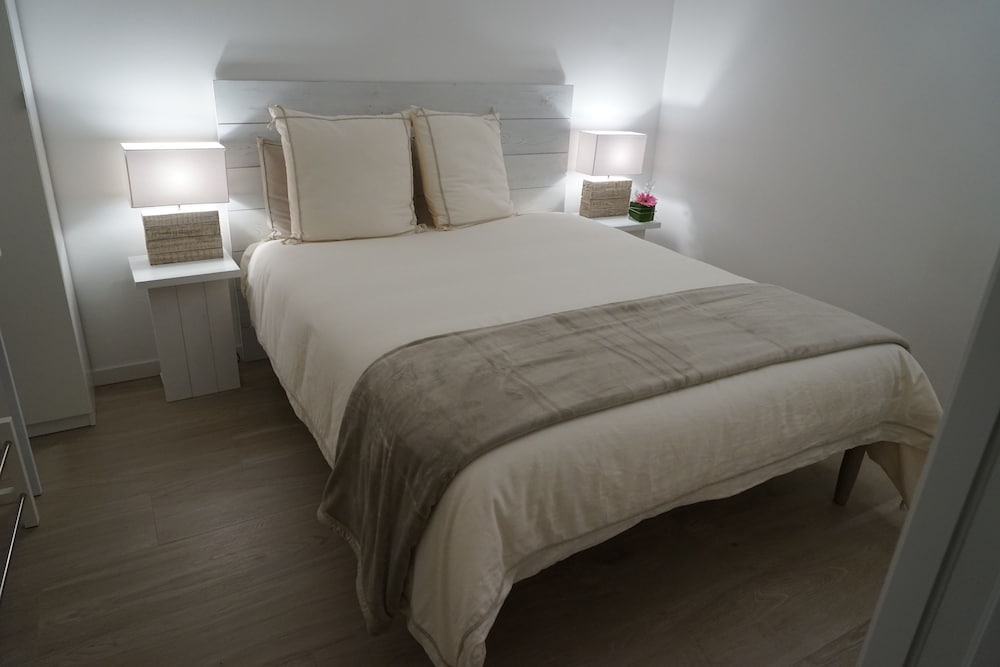 Design Triple Room, Multiple Beds, Non Smoking, Ensuite photo 3