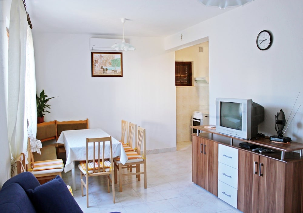 Apartment, 3 Bedrooms, Terrace