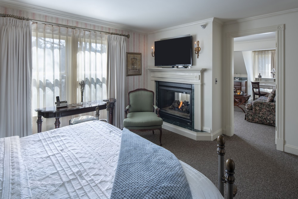 Brookmead Suite
