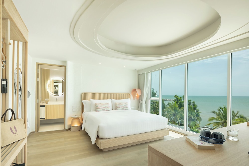 Cozy Panoramic Seaview Room - Photo 1