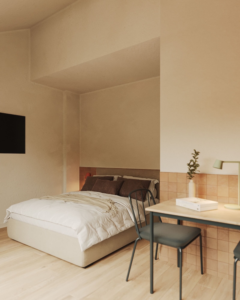 Basic Room, 1 Double Bed