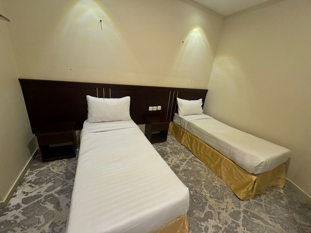 Deluxe Twin Room photo 3