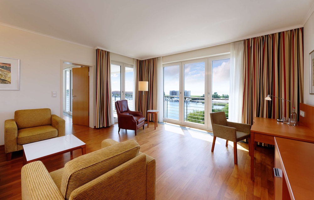 Executive Suite, Harbor View photo 2