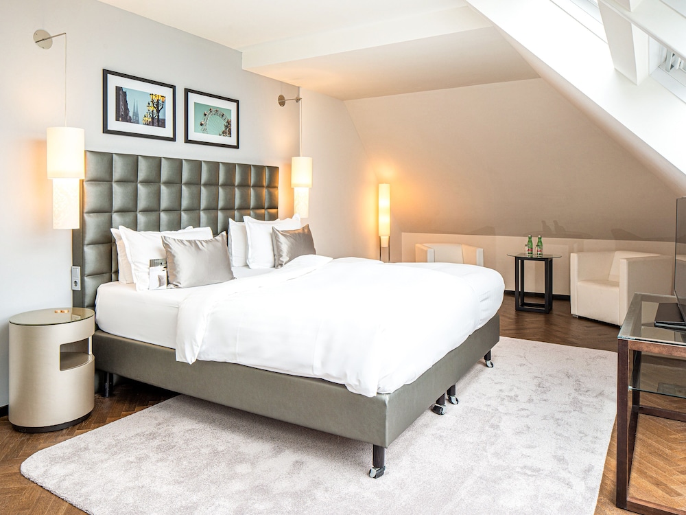 Superior Suite photo 3