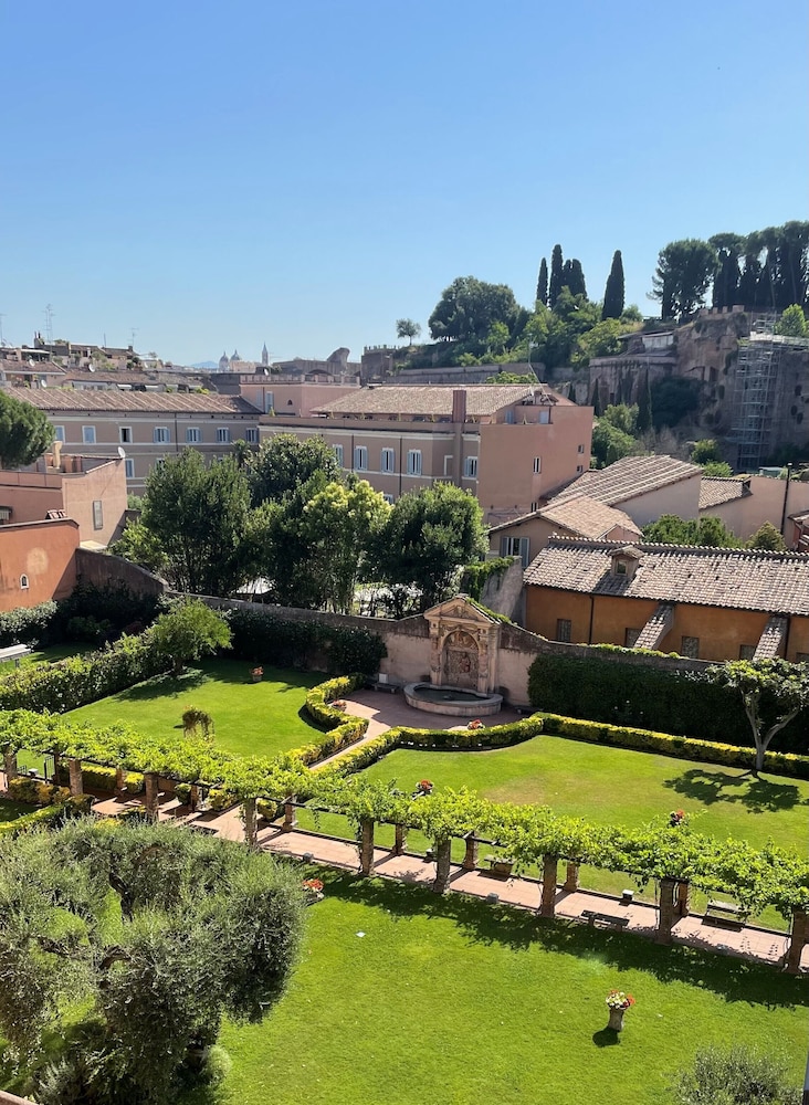 Suite, Garden View photo 2