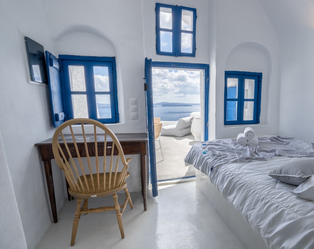 Azure Suite with Caldera View