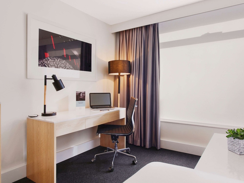 Superior Suite, 1 Bedroom, Lake View - Photo 5