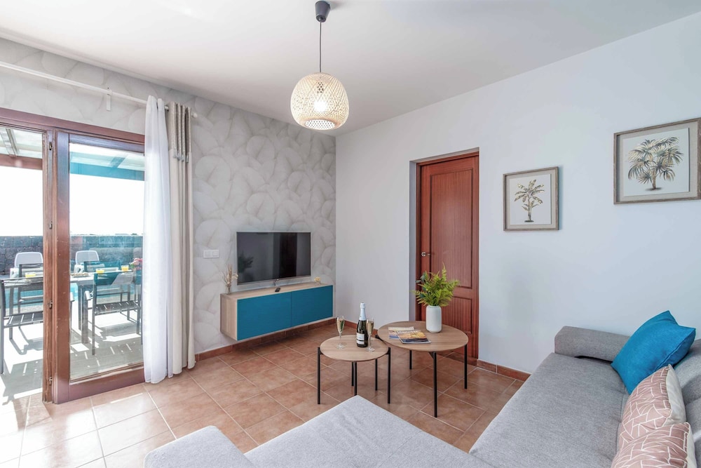 Villa (4 Bedrooms) photo 3