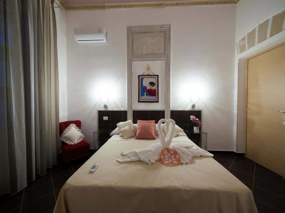 Quadruple Room (TIFFANY) photo 2