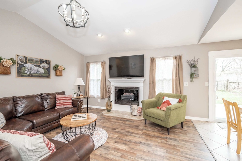 House, Multiple Beds, Patio, Garden View (Main Street Cottage)